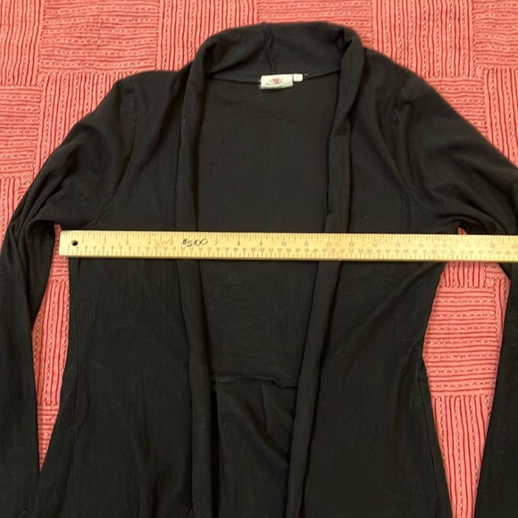 Flying Heart Organic Women's large (fits smaller in my opinion) cardigan cotton - Picture 6 of 11